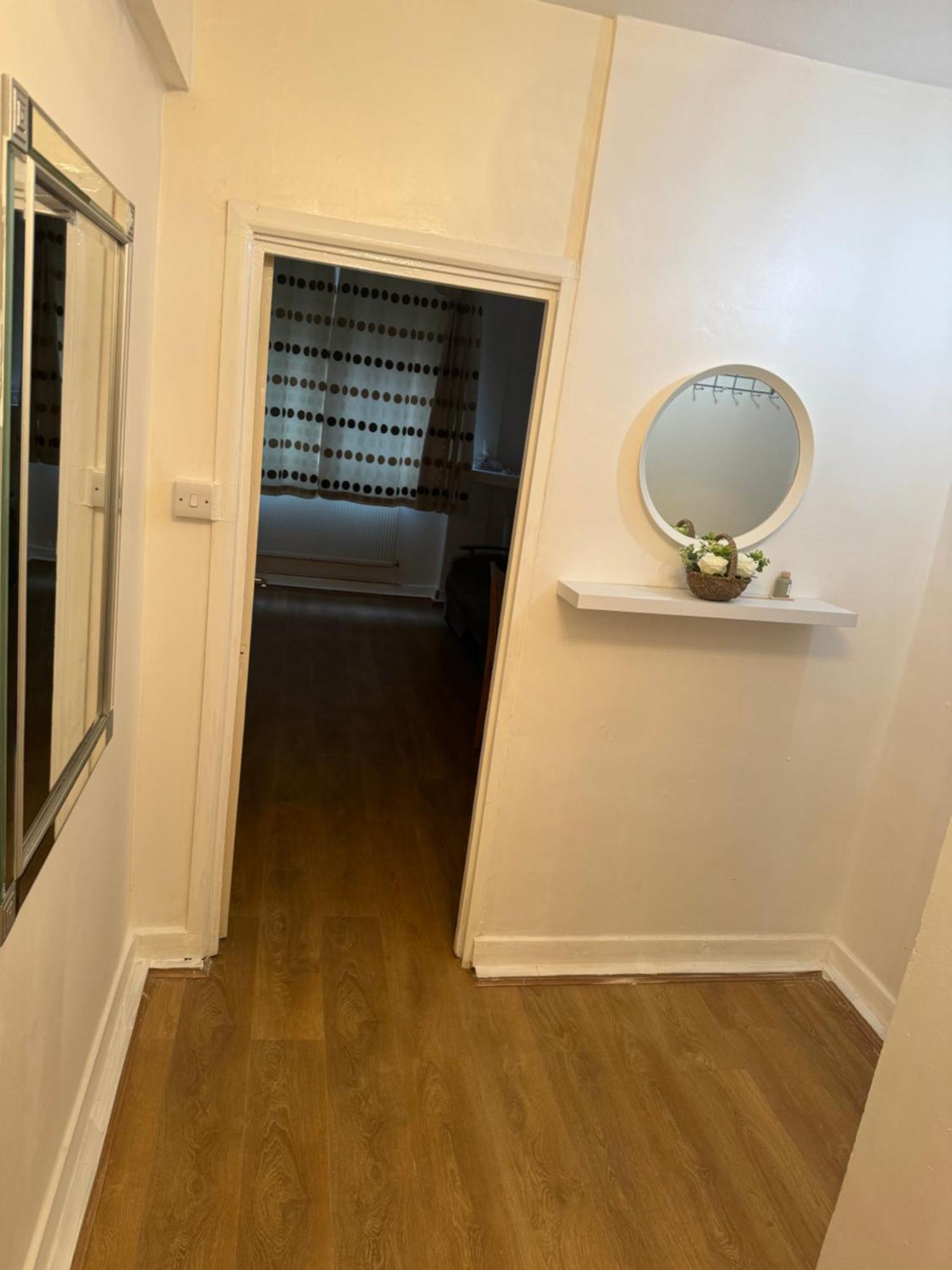 One Bedroom Apartment In Tower Bridge Road Londen Buitenkant foto