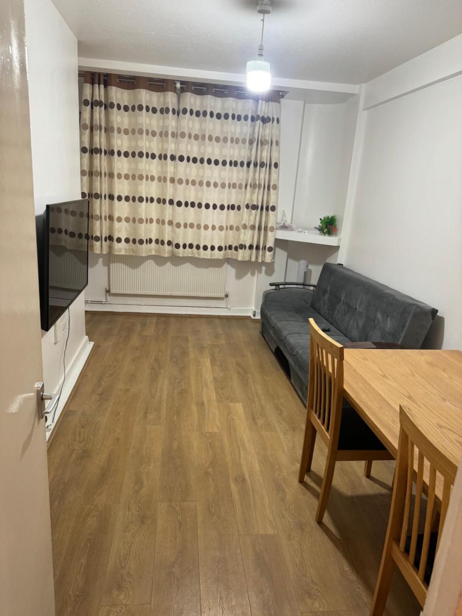 One Bedroom Apartment In Tower Bridge Road Londen Buitenkant foto