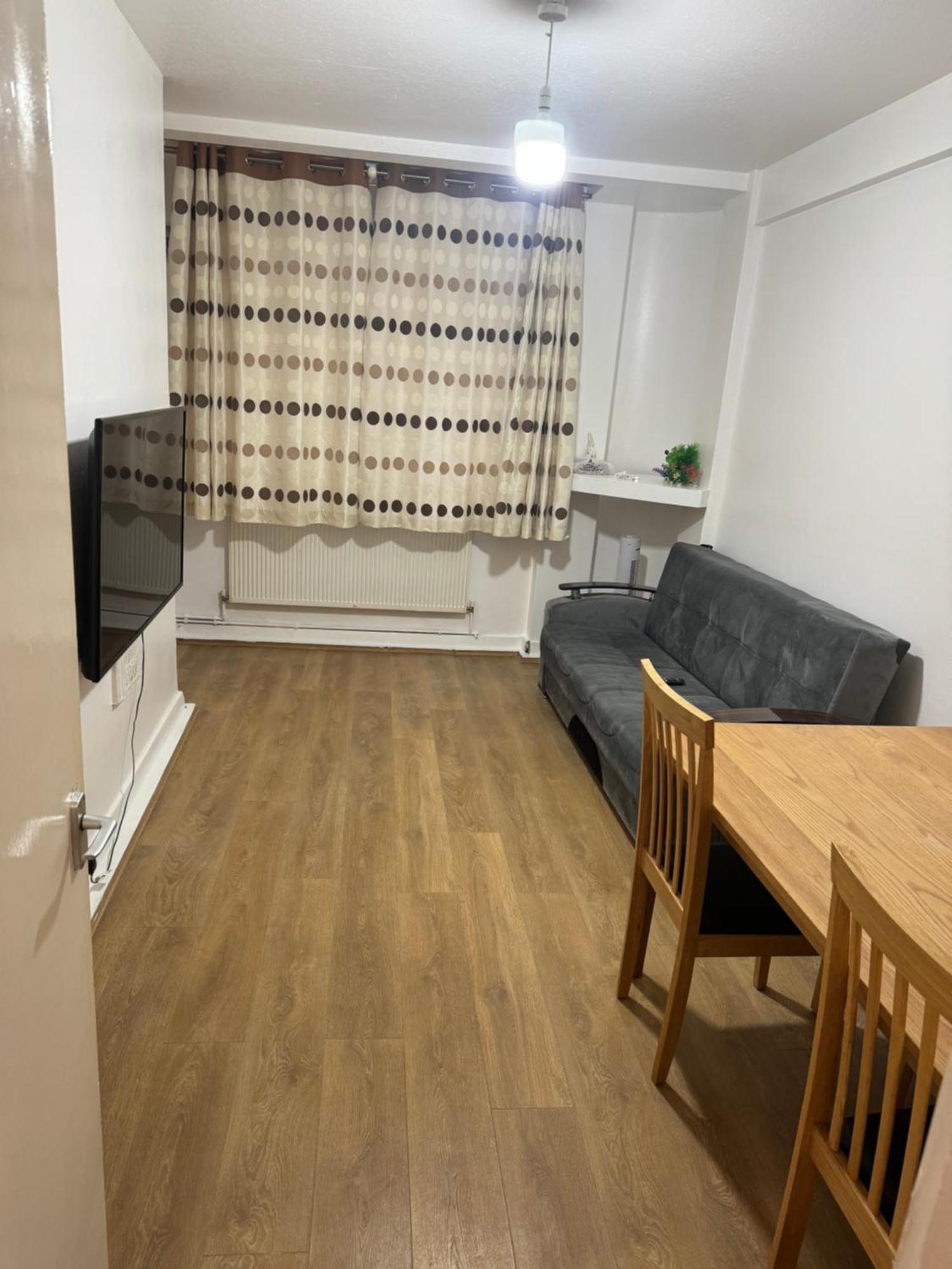 One Bedroom Apartment In Tower Bridge Road Londen Buitenkant foto