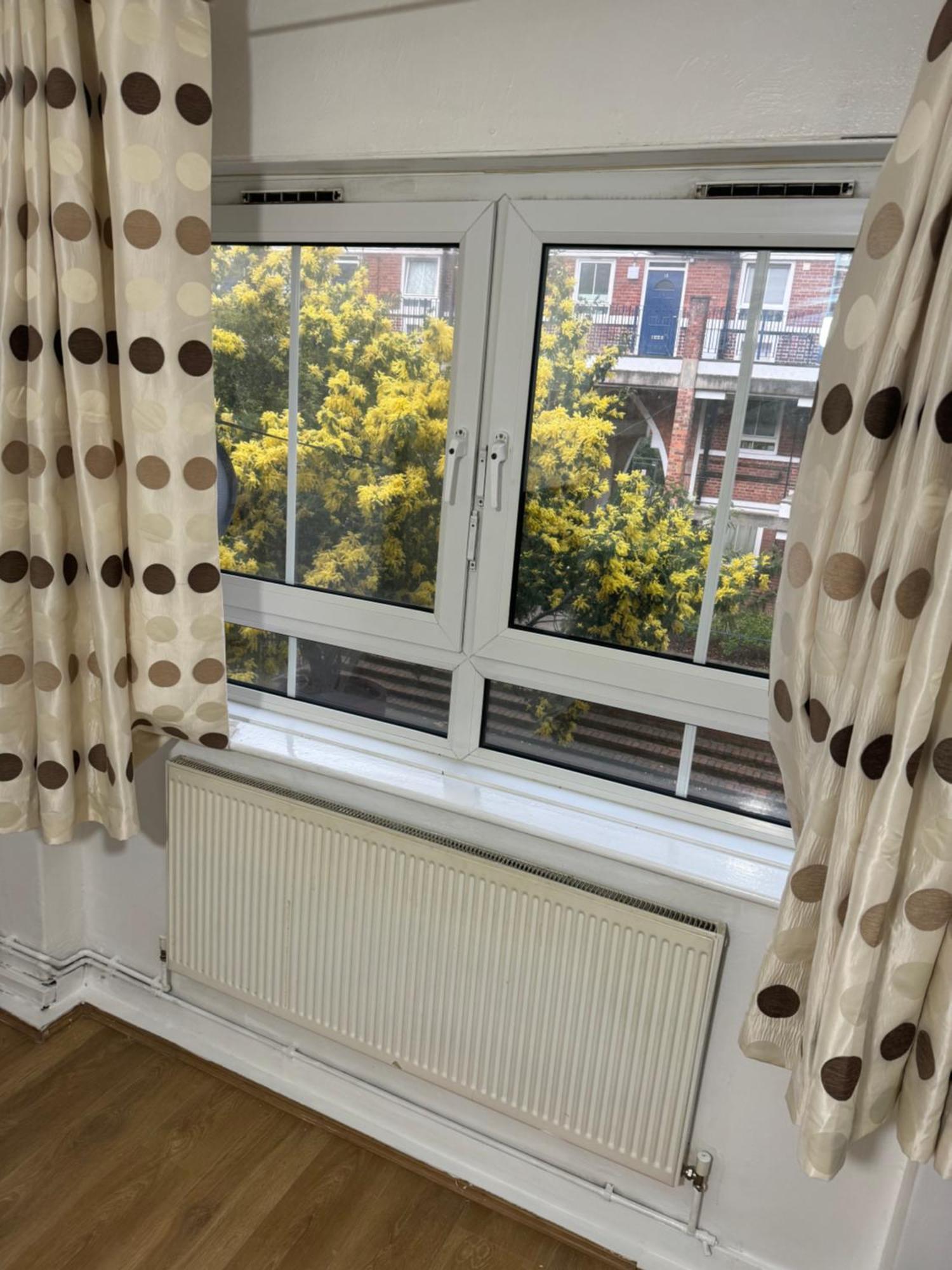 One Bedroom Apartment In Tower Bridge Road Londen Buitenkant foto