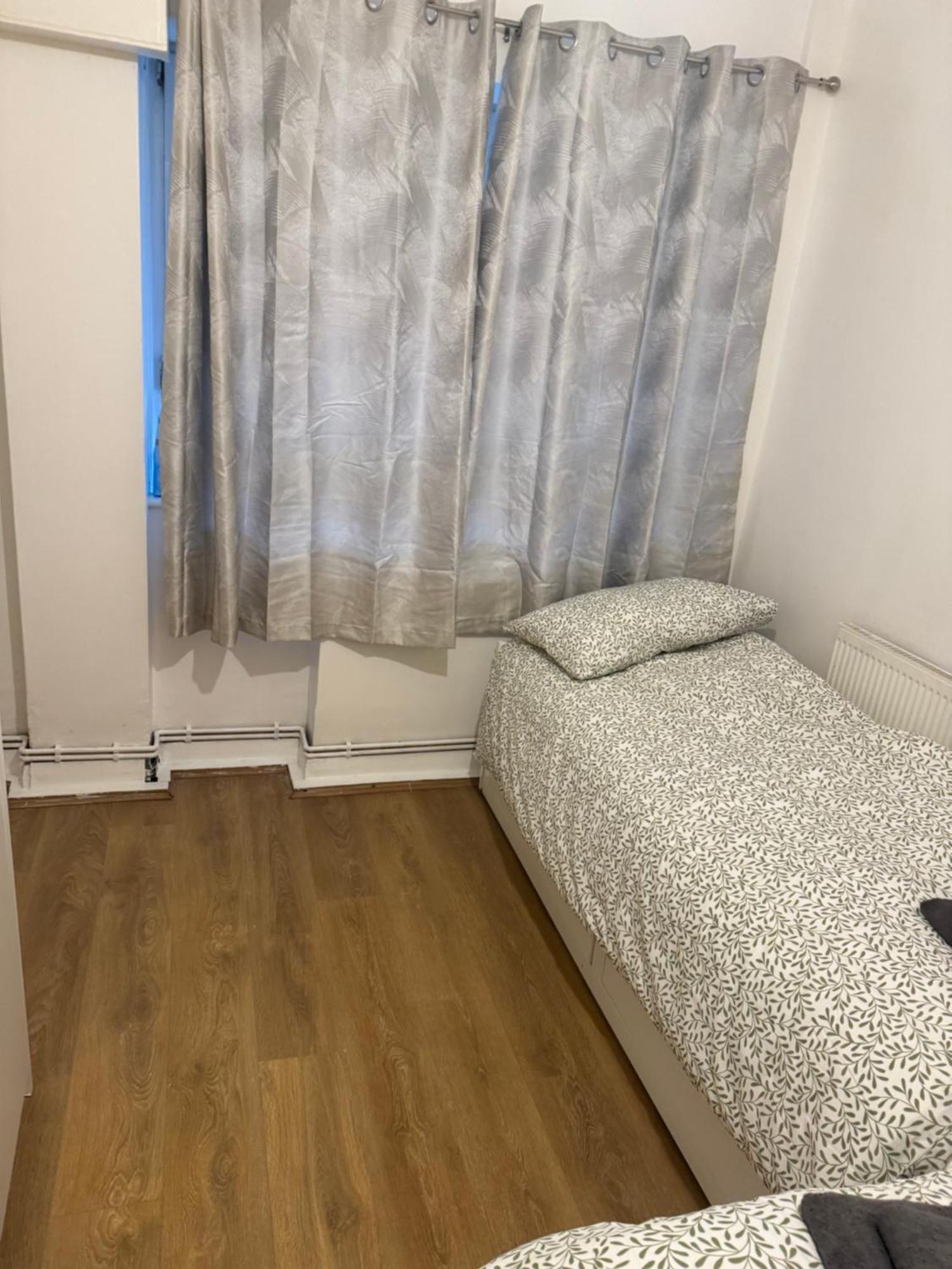 One Bedroom Apartment In Tower Bridge Road Londen Buitenkant foto